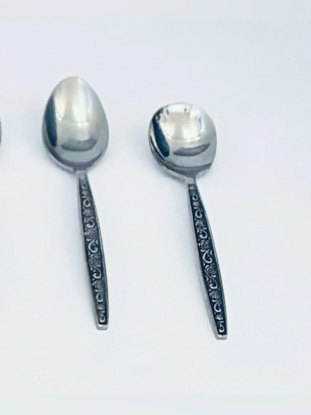 Rose Border Flatware 5 Tablespoons 2 Teaspoons 1 Soup Spoon Stainless Japan